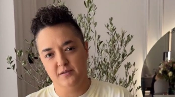 NIKO NE VJERUJE DA JE TO ON?! SVI GA ZNATE!! Marija Šerifović otkrila: On je otac mog djeteta, imamo sad veliki problem, počeo je da nas uhodi, želi da dijelimo starateljstvo.. NIKO NE VJERUJE DA JE TO ON?! SVI GA ZNATE!! Marija Šerifović otkrila: On je otac mog djeteta, imamo sad veliki problem, počeo je da nas uhodi, želi da dijelimo starateljstvo.. - featured image